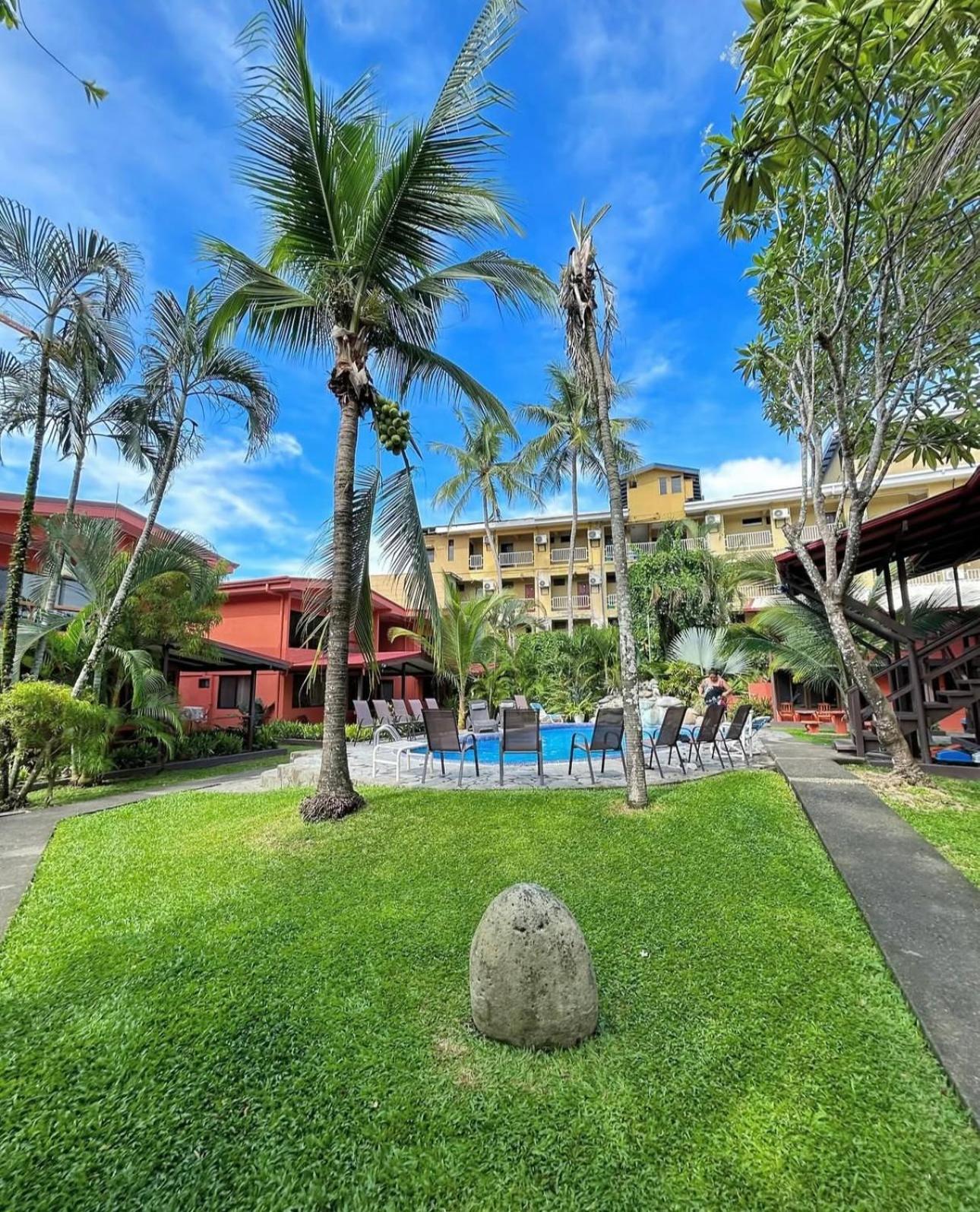 Hotel Los Ranchos Хако Екстер'єр фото